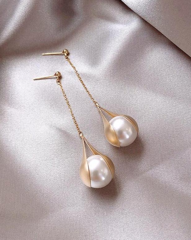 Gold Pearl Drop Earrings - KIWEKIWI